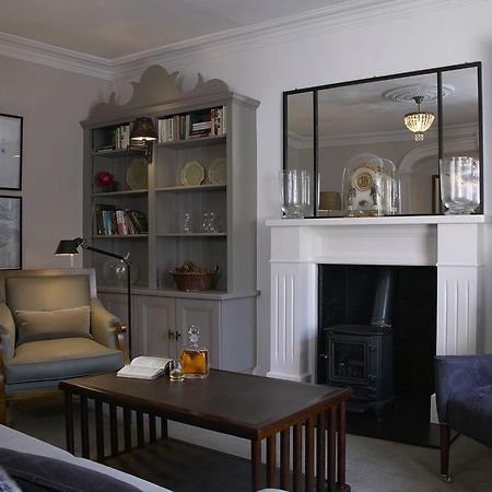 Melville House Comrie Extérieur photo