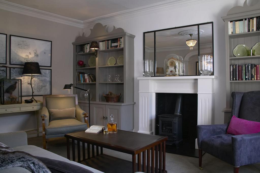 Melville House Comrie Extérieur photo